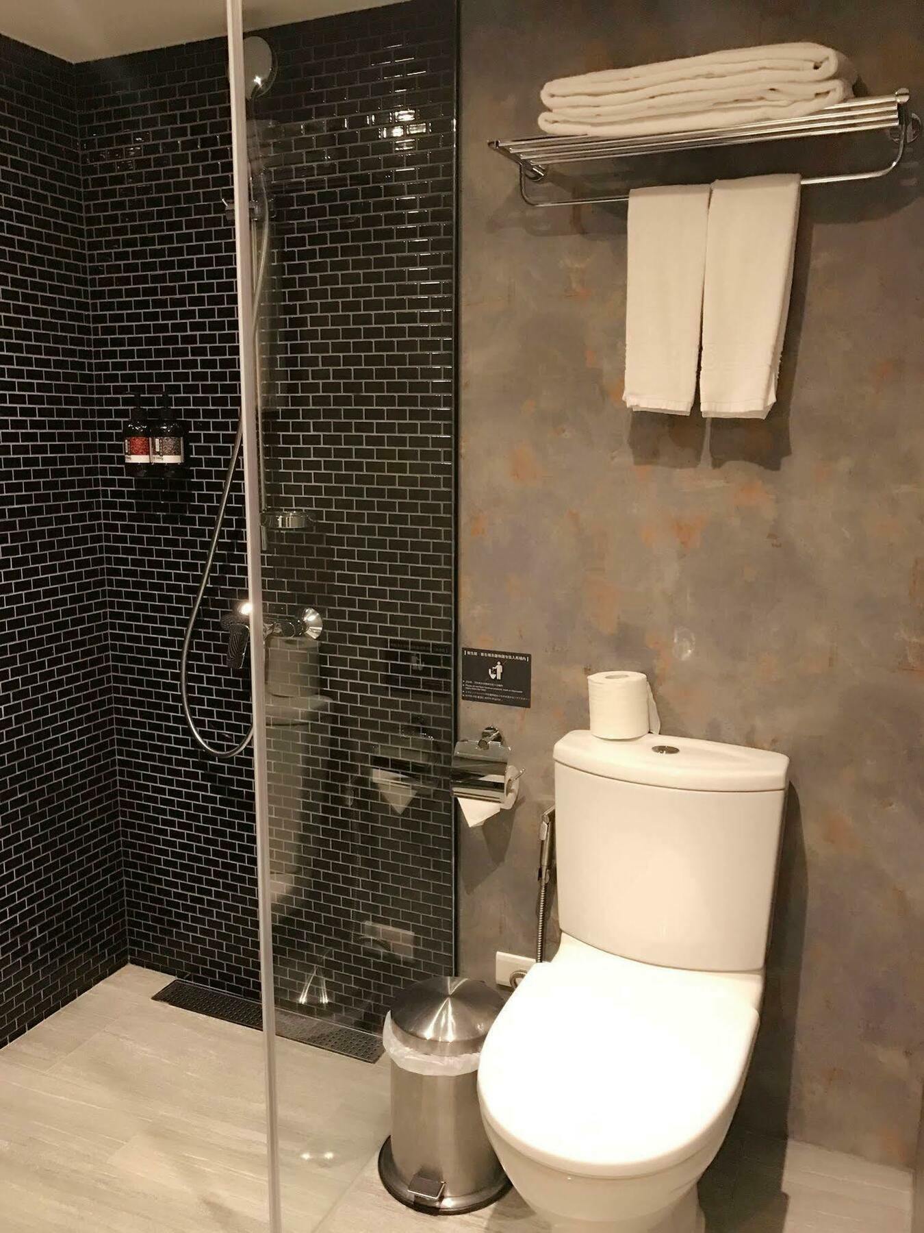 Goldinn Hotel Тайбэй Экстерьер фото